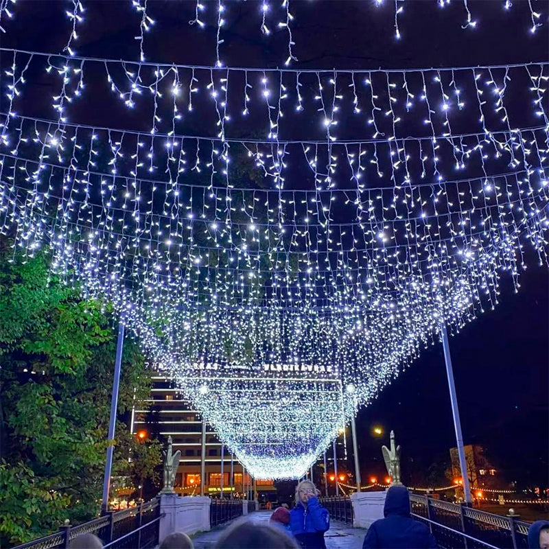 Cascata 400 Leds 10m Luz Branco Quente Fria 8 Funções Com Conector Macho e Femea